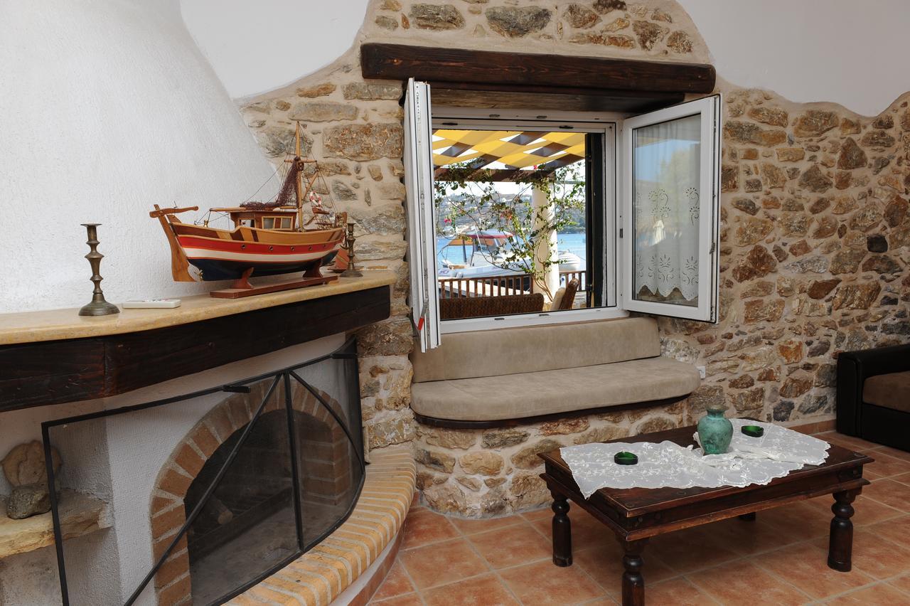 Atlazia Suites Alinda  Zewnętrze zdjęcie